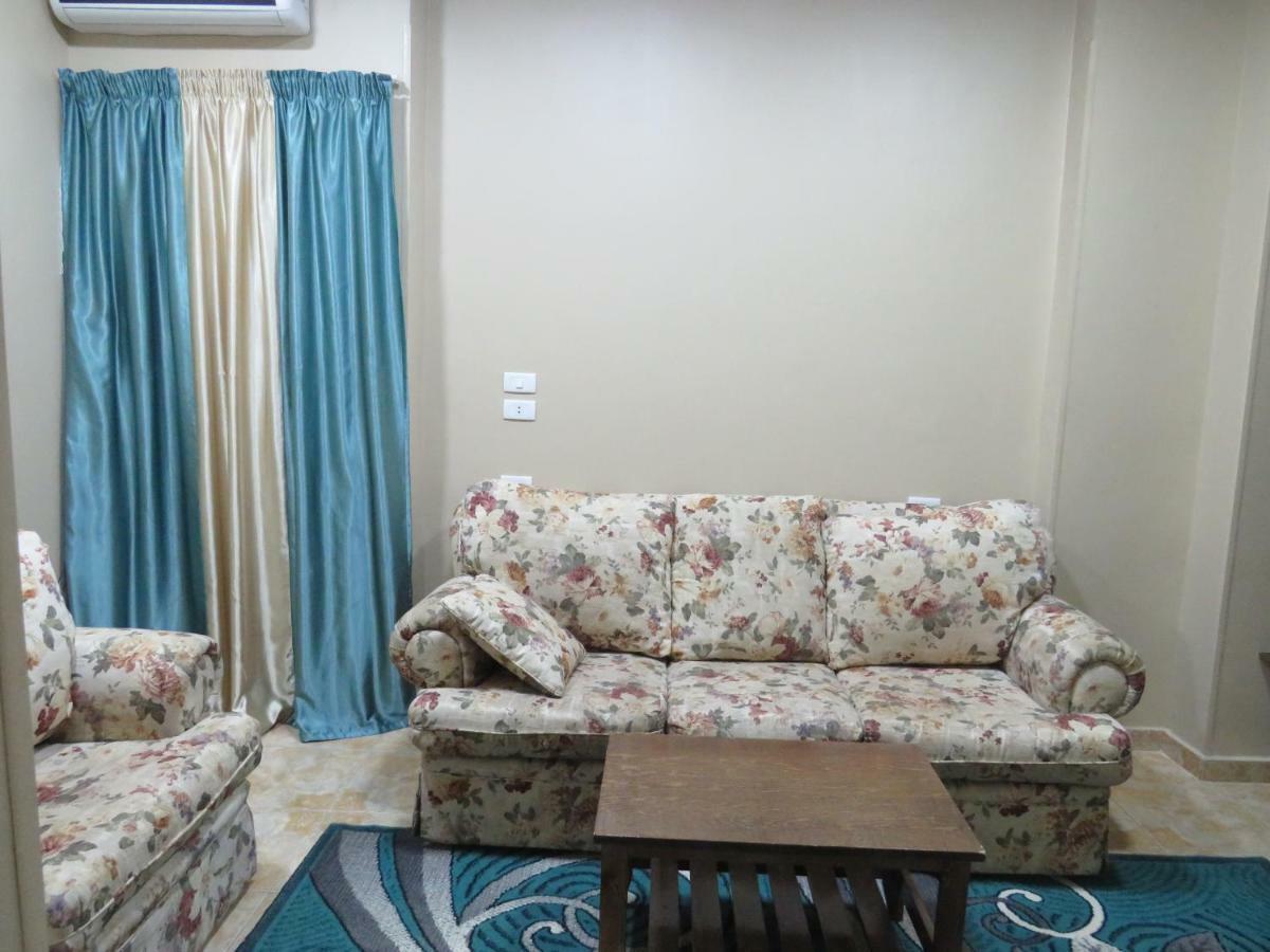 Apartments Ocean Breeze Redsealine フルガダ エクステリア 写真